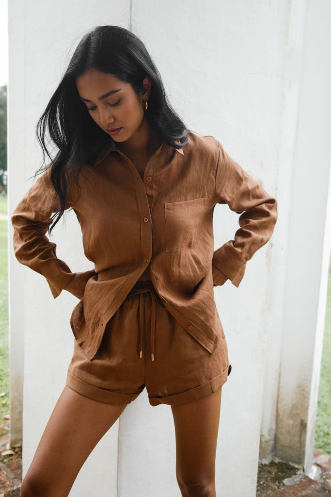 Classic chocolate linen shirt – natural fibre linen wear designed for warm climates
